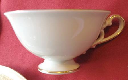WIG1385 Footed Cup