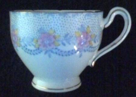 8099 Footed Cup