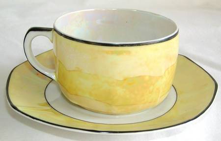 WEI136 Flat Cup & Saucer Set