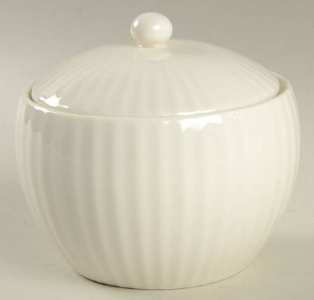 Tisbury Sugar Bowl & Lid