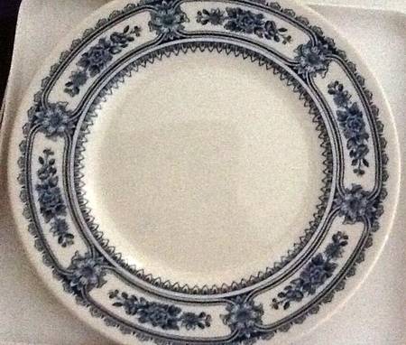 WOO234 Luncheon Plate