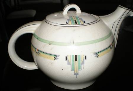 WOO243 Teapot & Lid