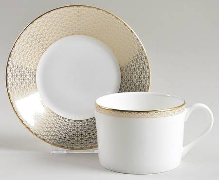 Lismore Diamond Gold Flat Cup & Saucer Set