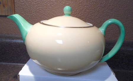 W237 Teapot & Lid