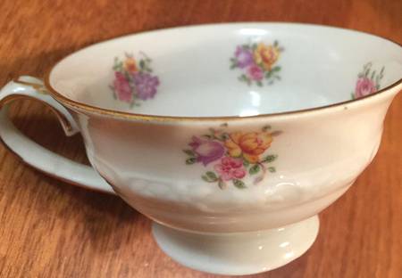 WIG1427 Footed Cup
