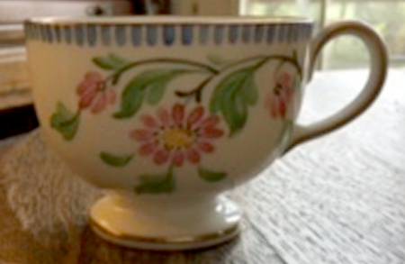 W1433 Footed Cup