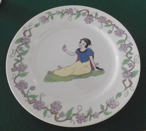 Snow White by Disney