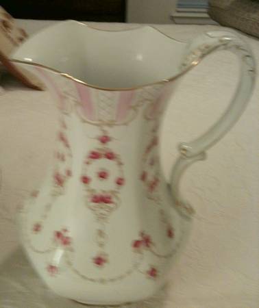 Elite Large Pitcher
