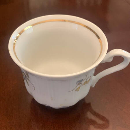 WLB122 Footed Cup