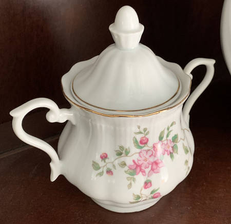 WLB126 Sugar Bowl & Lid