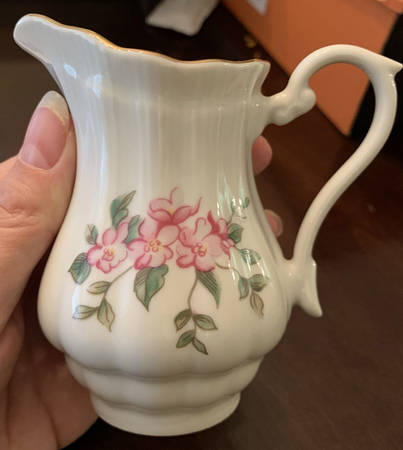 WLB126 Creamer