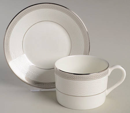 Olann Flat Cup & Saucer Set