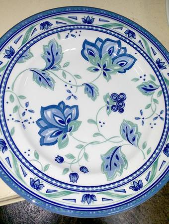 Amway by Wedgwood