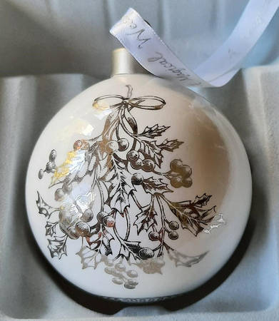 Winter White Ornament