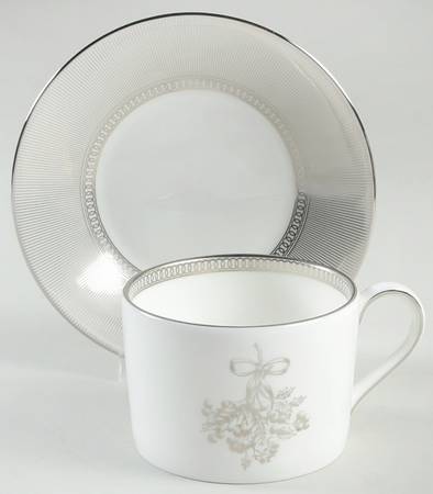 Winter White Flat Cup & Saucer Set