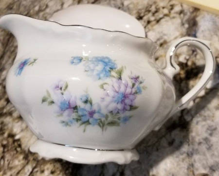 Tivoli (Platinum Trim) Teapot & Lid