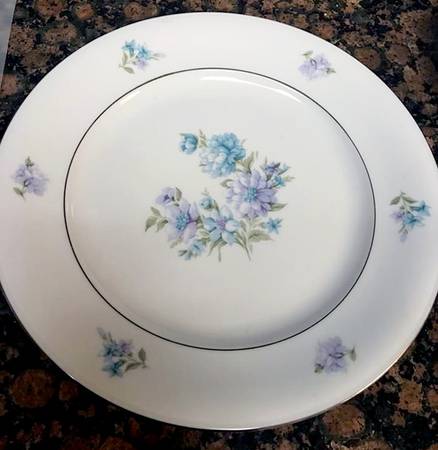 Tivoli (Platinum Trim) by Winterling - Bavaria