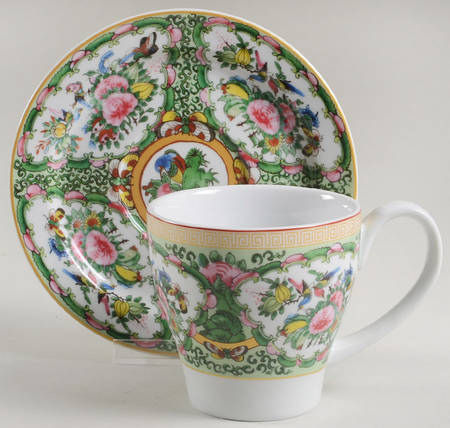 Famille Rose Flat Cup & Saucer Set