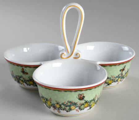 Famille Rose 3 Part Condiment Server W/Center Handle