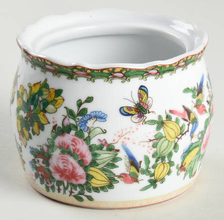 Famille Rose Salt Box No Lid