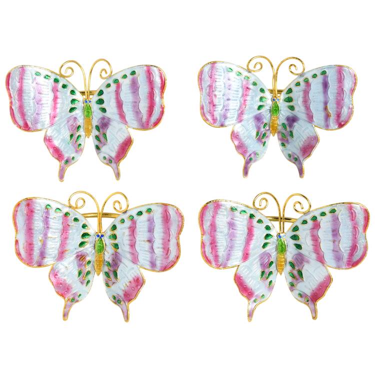 Famille Rose Figural Napkin Ring