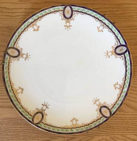X6167 Cake Plate