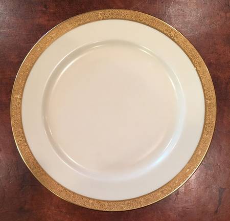 WRA7 Dinner Plate