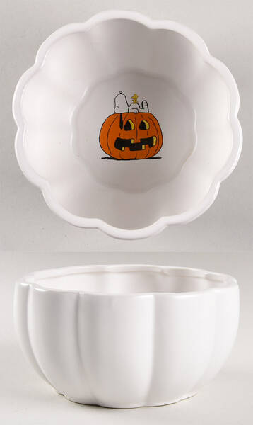 Peanuts Halloween Soup/Cereal Bowl