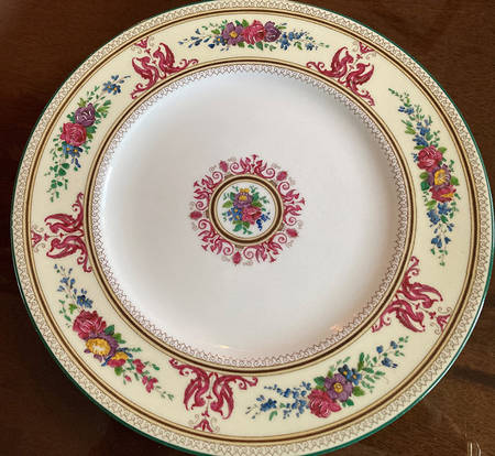 Columbia (Maroon Griffins) by Wedgwood