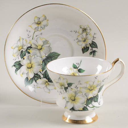 Dogwood Footed Cup & Saucer Set