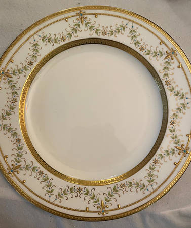 X6819 by Wedgwood