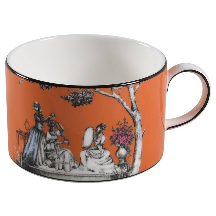 Sheila Bridges Flat Cup