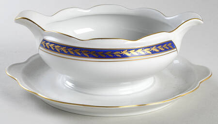 WAV106 Gravy Boat with Attached Underplate