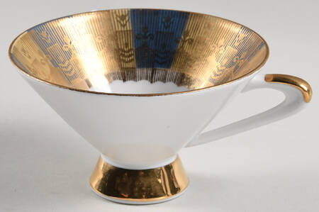 WIG1597 Footed Cup