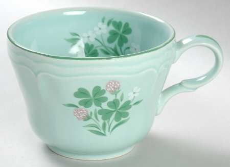 Auberge Green Flat Cup