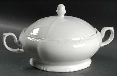 Classic Baroque Round Covered Vegetable