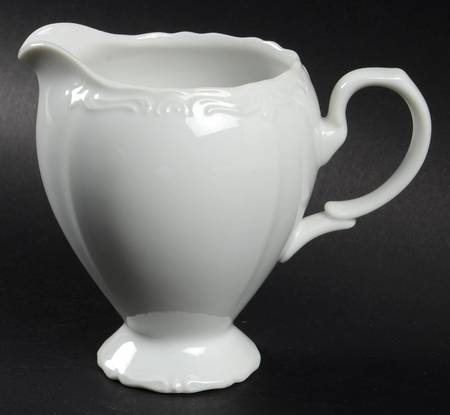 Classic Baroque Creamer