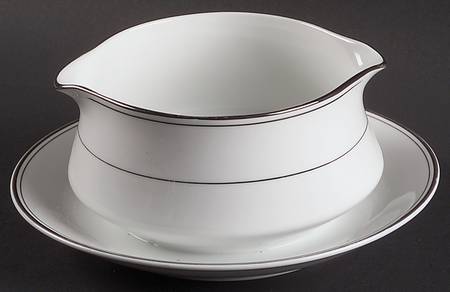 Crown Platino Gravy Boat with Attached Underplate