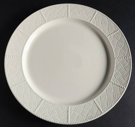 Damask 12" Chop Plate (Round Platter)