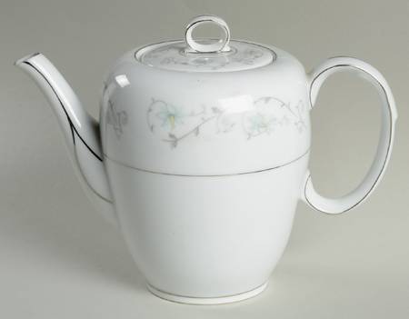 Delicate Teapot & Lid