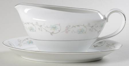 Delicate Gravy Boat & Underplate