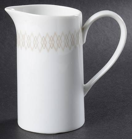 Diamond Taupe Brown Creamer