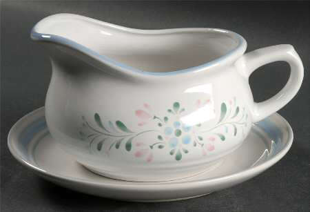 Fascino Round Gravy Boat & Underplate
