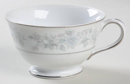 Grace Footed Cup