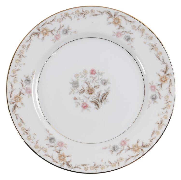 Helena Bread & Butter Plate by Yamaka