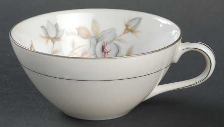 Maytime Flat Cup by Yamaka