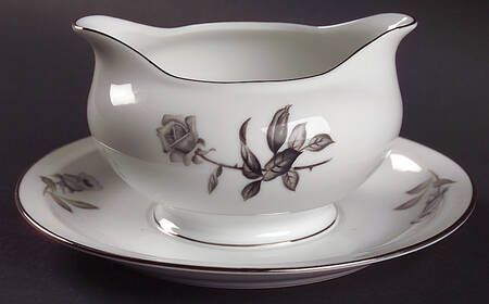 Nocturne Round Gravy Boat/Attached Underplate