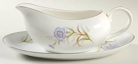 Periwinkle Gravy Boat & Underplate/Relish
