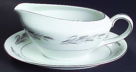 Platinum Wheat Gravy Boat & Underplate/Relish