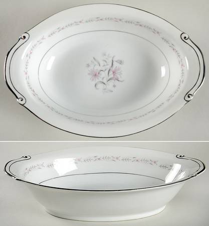 Rhapsody 10" Oval Vegetable Bowl